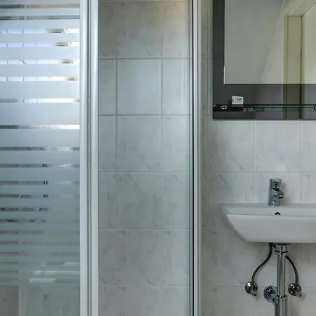 Landhaus Schwerin 3* 슈베린