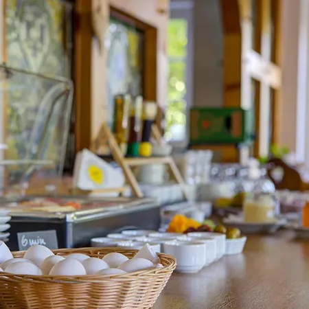 Pensjonat Landhaus Schwerin